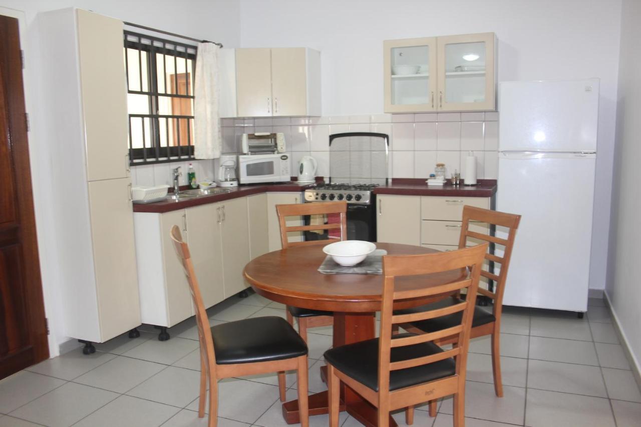 Rachel'S Apartments Paramaribo Szoba fotó